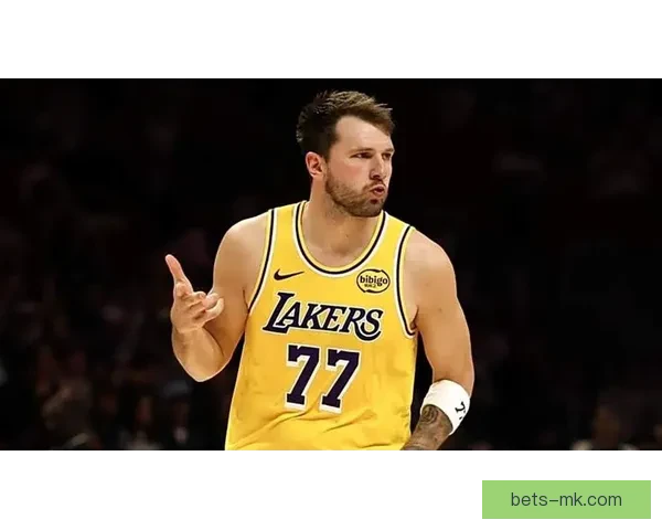 东契奇疯狂三月数据惊人能否压倒文班亚历山大荣膺月最佳